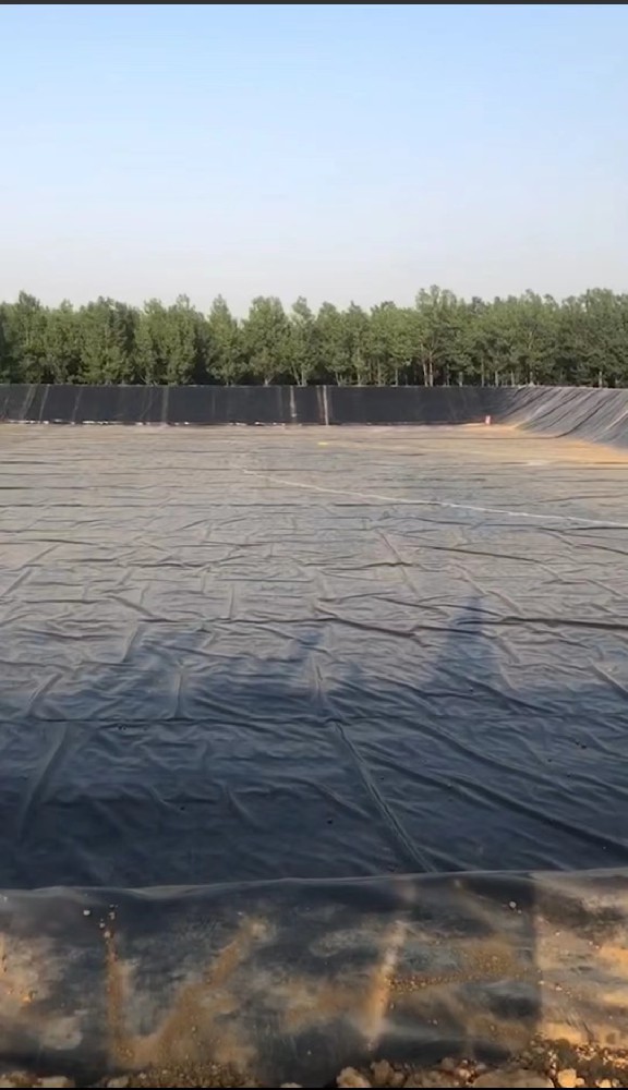 鱼塘防渗土工膜详解